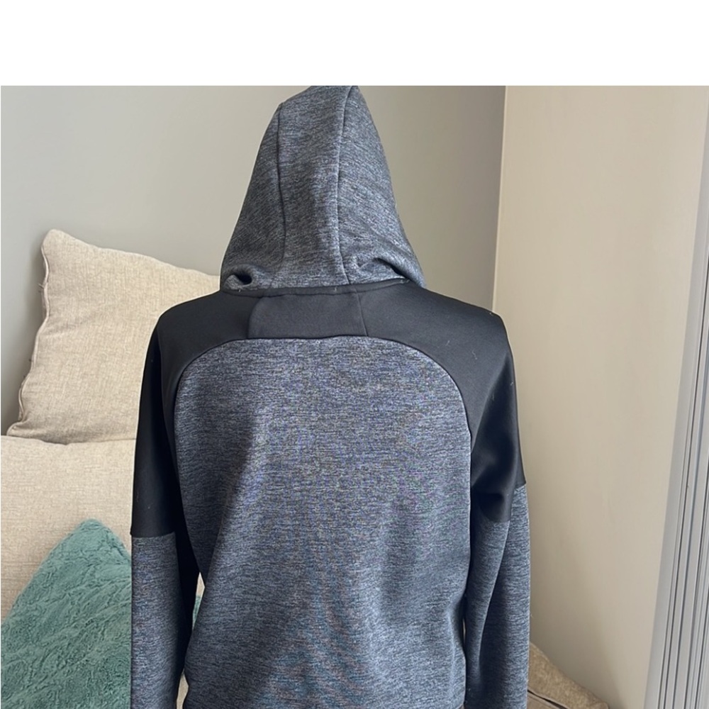 Adidas Climawarm Gray & Black Sweatshirt Hoodie -Size Small EUC - Picture 14 of 15